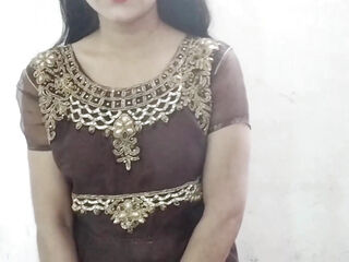 School girl ko chodte naukrani ne dekh liya