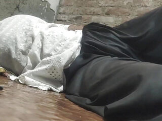 Desi Village girl masterbating very hardly in pussy