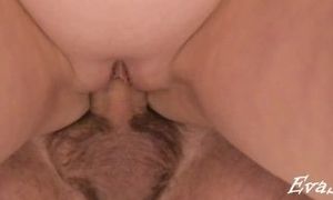 Close up pussy fuck and creampie
