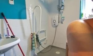 Paraplegic in the shower and doing jobs