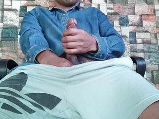 Jerking off in tight shorts - 2 camera angles, real moans, explosive ending