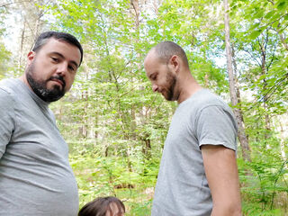 Double blow jobs in the woods