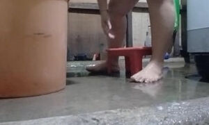 Maligo ako sinung gustong sumama, hot pinay pregnant bathing, who wants to join