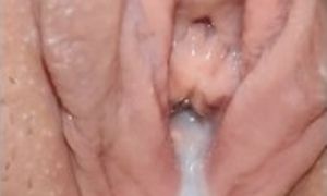 Oops! Fuck! Watch her wet vagina dripping cum and pissing closeup
