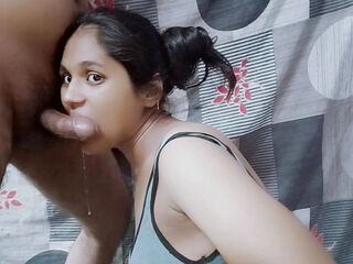 indian stranger girl suck a cock