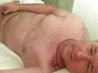 Cooke daddy nakedly wanking in the bed