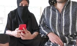 Arab Wife Tells Husband She Is Lesbian And Wants To Lick Pussy
