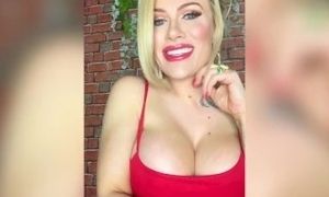 Trophy wife with large breasts giving Jack off instructions to her tinder date - JenniferKeellings