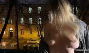 Hot wife walks naked in public, went out to the balcony to show her big boobs.