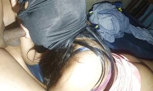 Sri Lankan sexy wife gets kissed fiercely by her husband and they started exchanging their hotness mood.