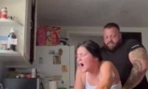 I make her cum while she was cooking dinner with my big dick