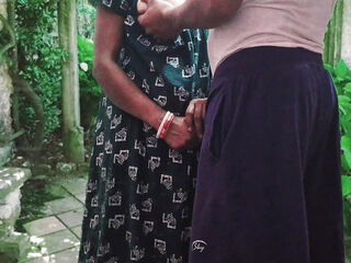 Indian uncle fucked Outdoor