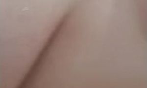 COME FUCK ME IN THE SHOWER DADDY! WATCH ME RUB MY TIT, NIPS AND PUSSY!! BONUS OWN NIPS SUCKING