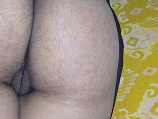 Fucking bhahi hard in doggy style, Sexy Desi Bhabhi got fucked by devar when no one was there